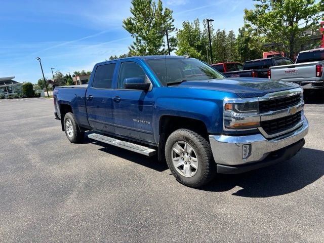 Used 2018 Chevrolet Silverado 1500 LT w/ All Star Edition AWD/4WD image 4