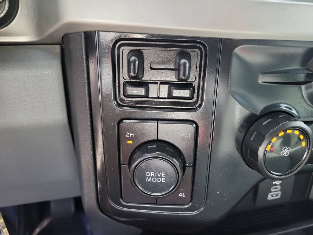 Used 2025 Ford F250 XLT AWD/4WD image 29