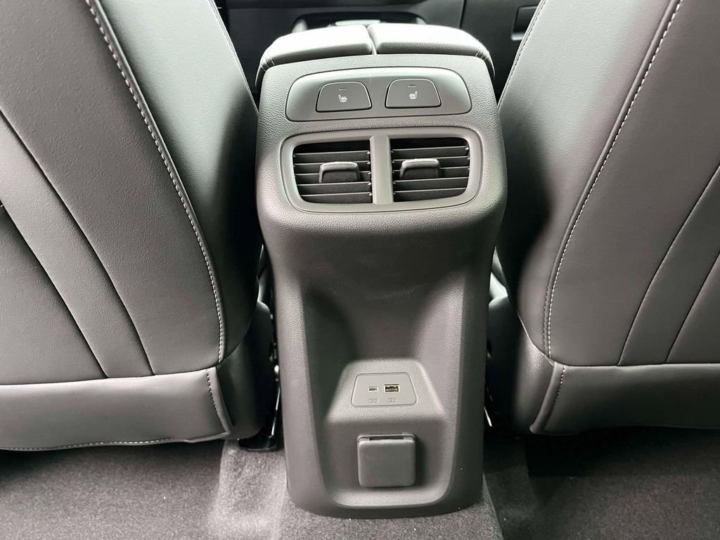 New 2026 Buick Envision Avenir image 14