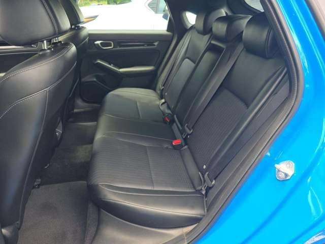 Used 2023 Honda Civic Sport Touring image 4