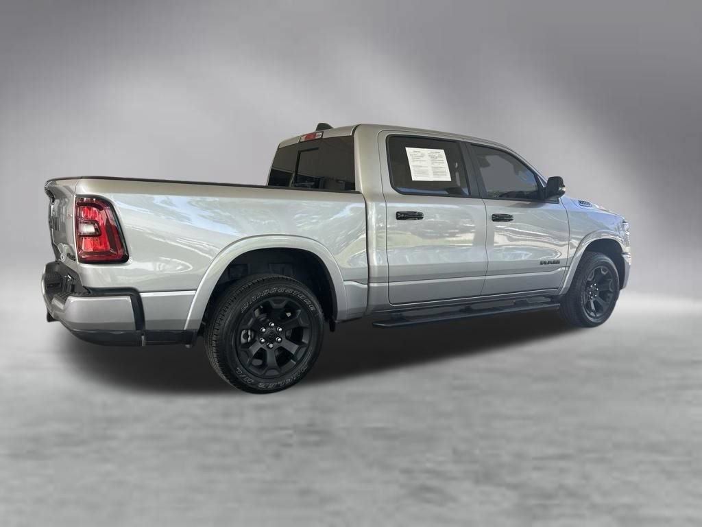 Used 2025 RAM 1500 Big Horn AWD/4WD image 3