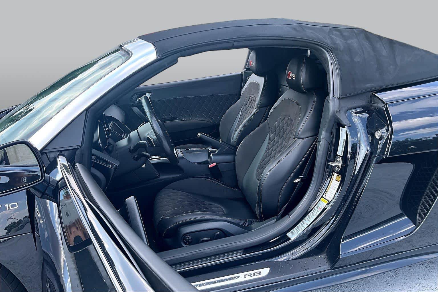 Used 2011 Audi R8 V10 AWD/4WD image 7