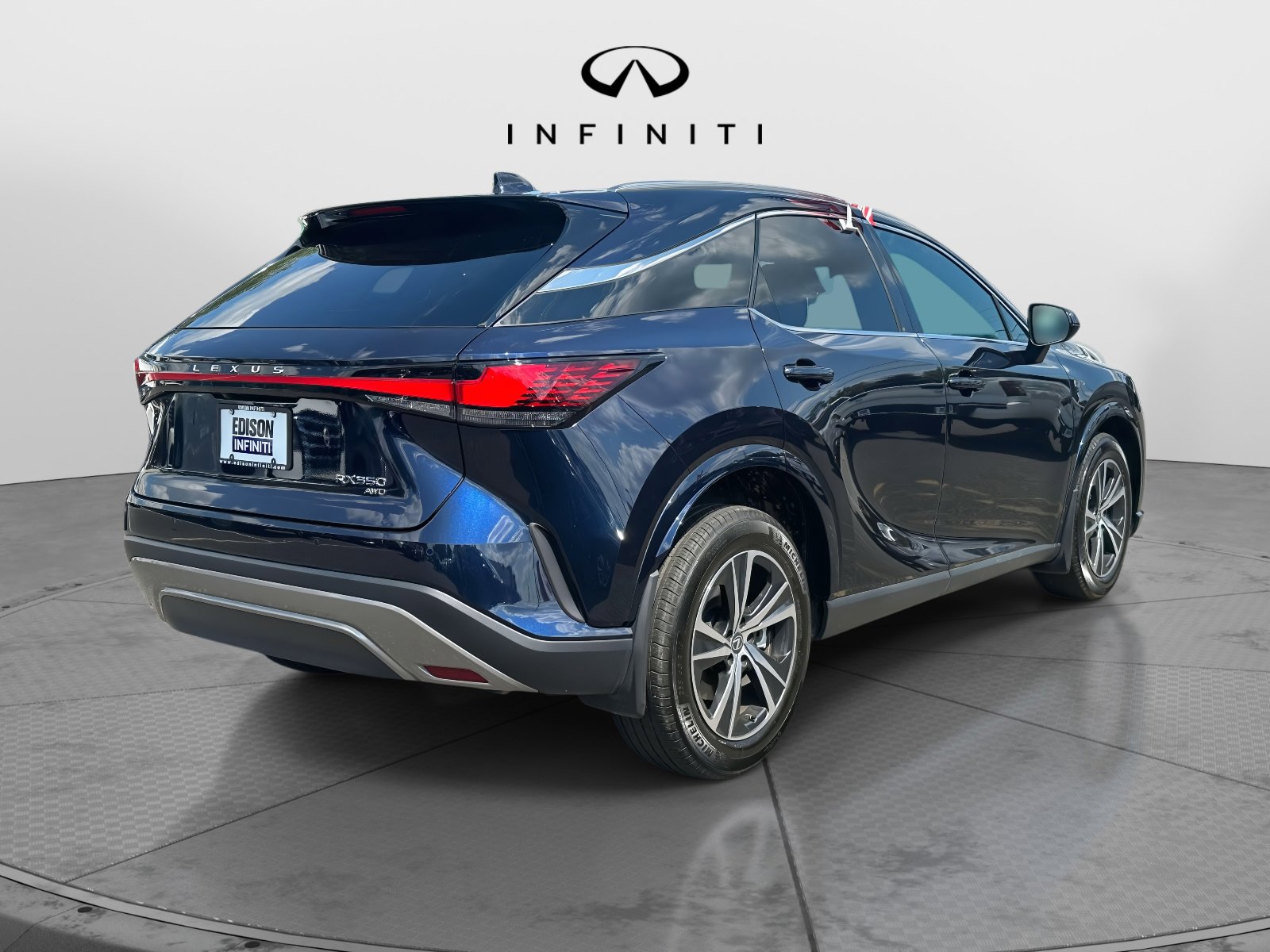 Used 2023 Lexus RX 350 AWD image 4