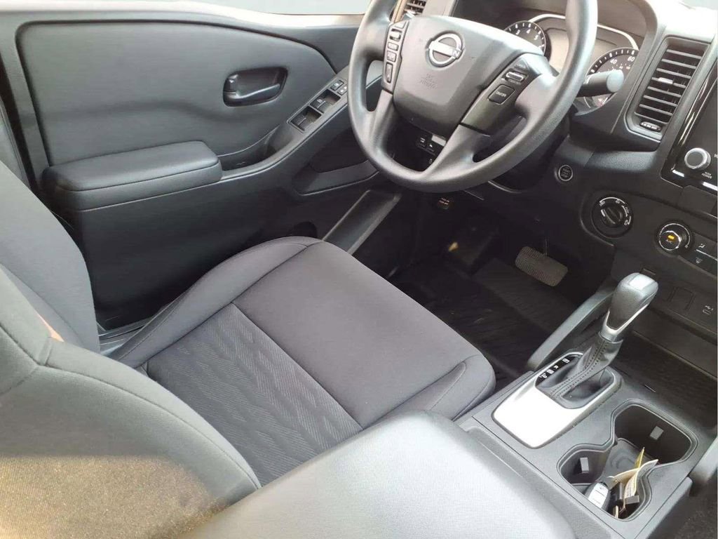 Used 2024 Nissan Frontier S AWD/4WD image 9