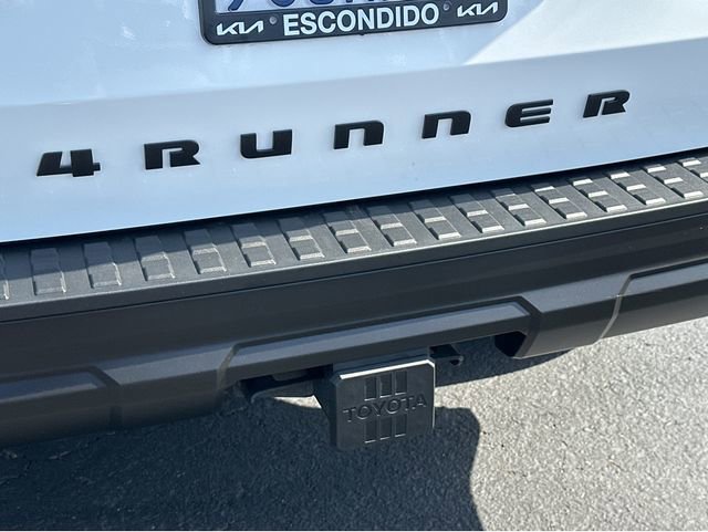 Used 2025 Toyota 4Runner SR5 AWD/4WD image 20