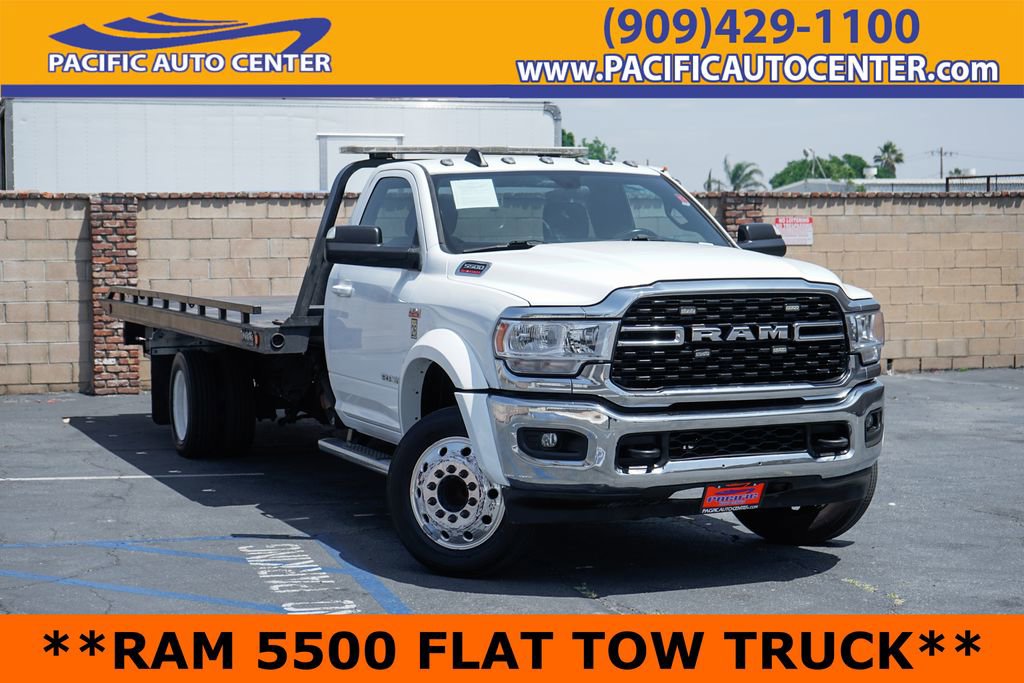 Used 2022 RAM 5500 SLT w/ Quick Order Package 27G SLT RWD image 1