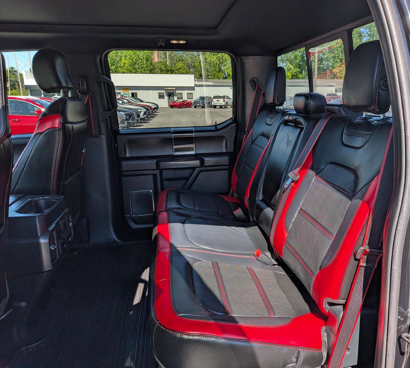 Used 2019 Ford F150 Lariat w/ Equipment Group 502A Luxury AWD/4WD image 21