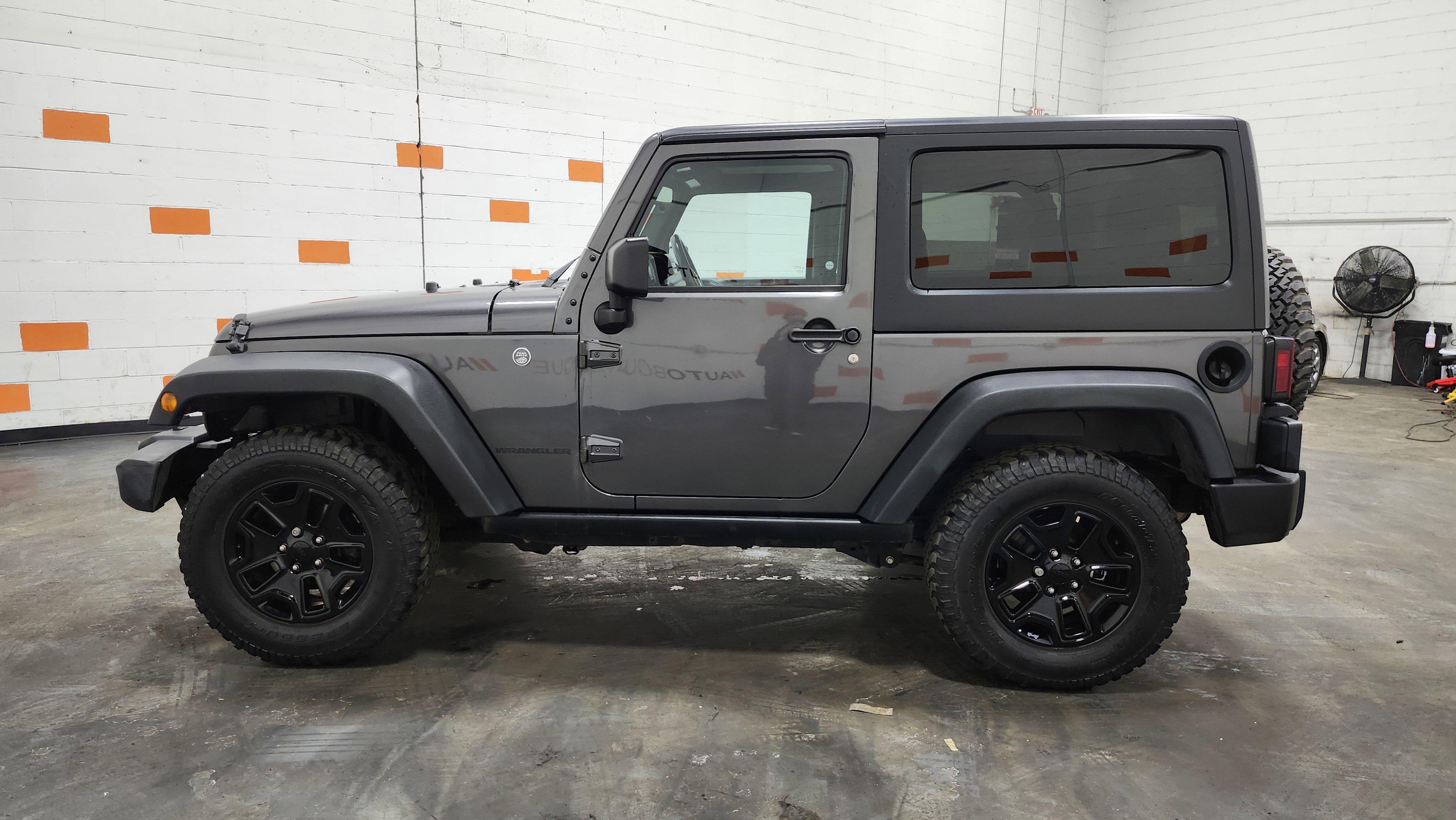 Used 2016 Jeep Wrangler Sport image 11