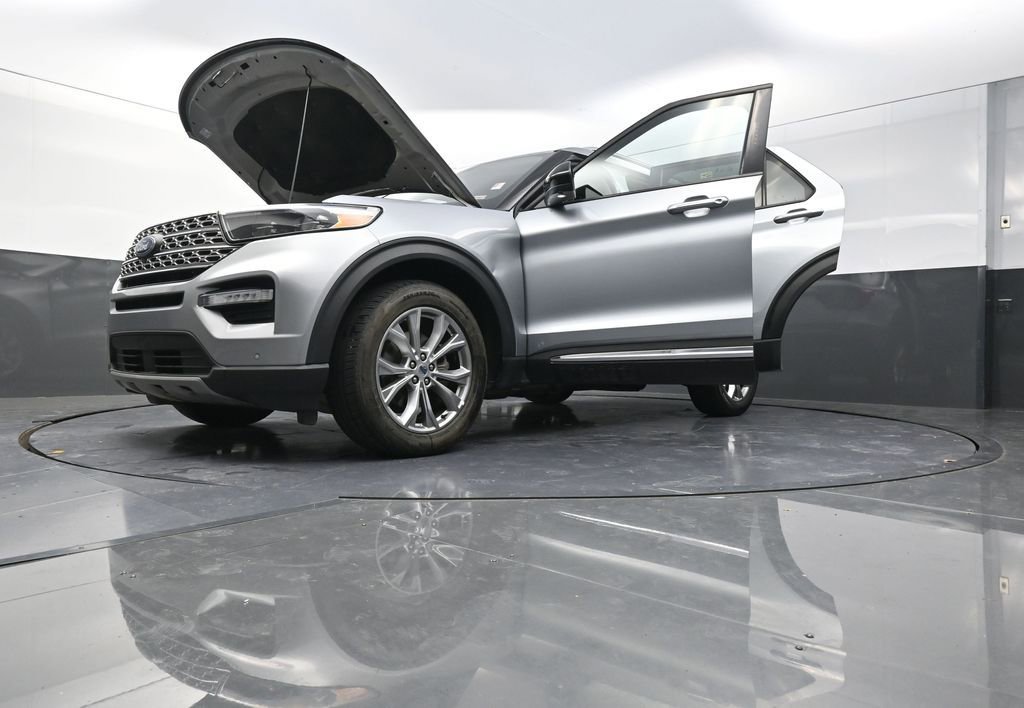 Used 2023 Ford Explorer Limited image 31