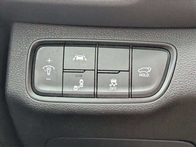 Used 2020 Hyundai Santa Fe Limited image 11