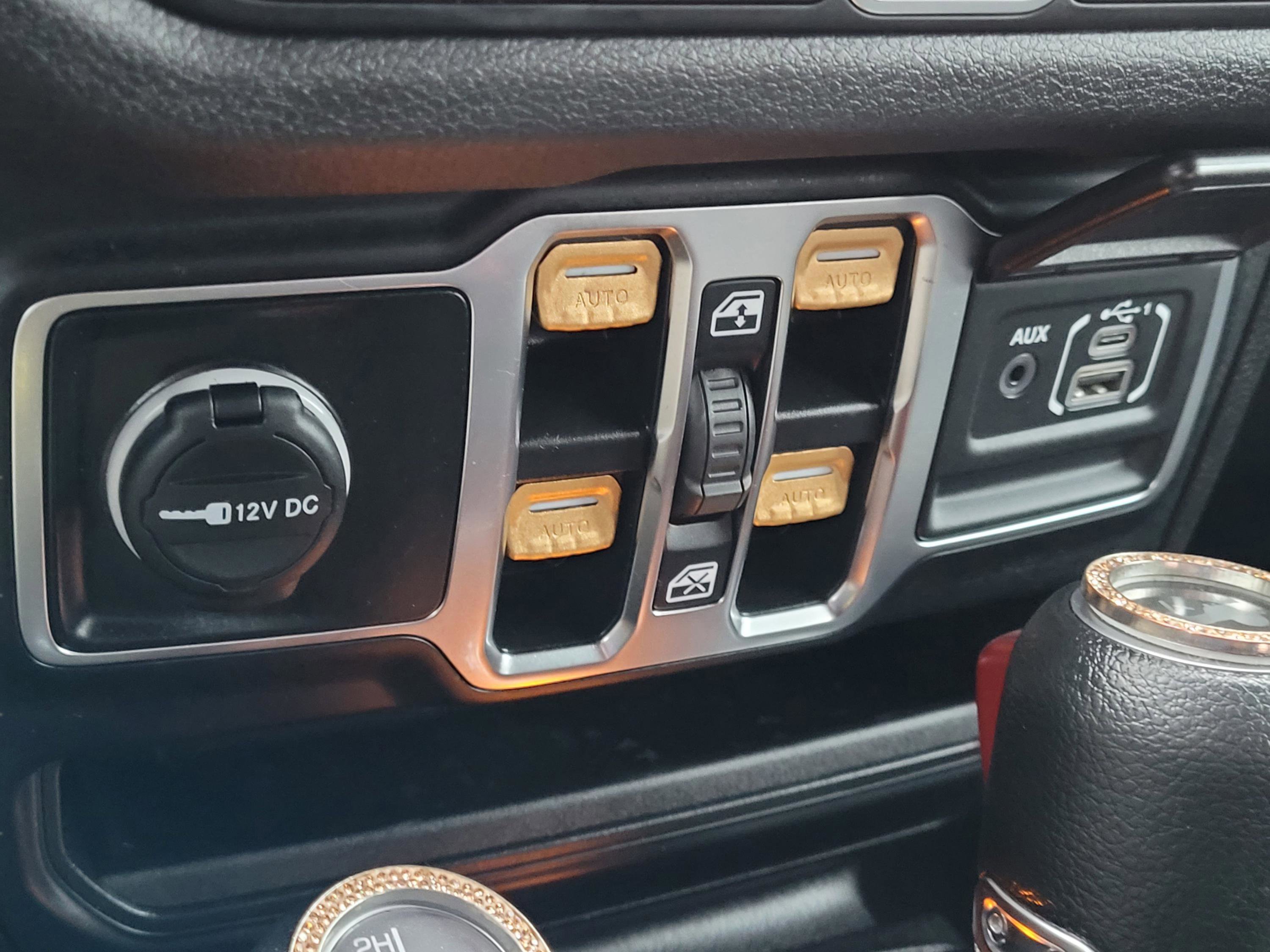 Used 2024 Jeep Wrangler Sport S AWD/4WD image 22