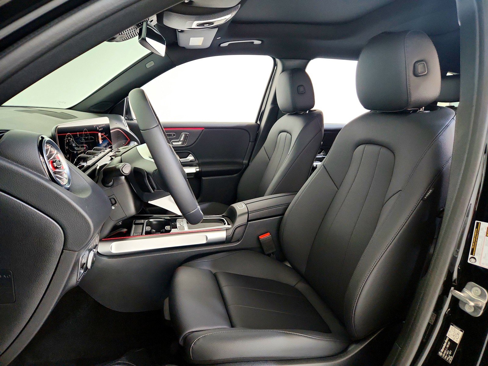 Certified 2026 Mercedes-Benz GLB 250 image 12