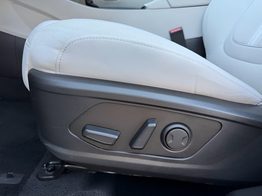 Certified 2025 Hyundai Tucson SEL image 14