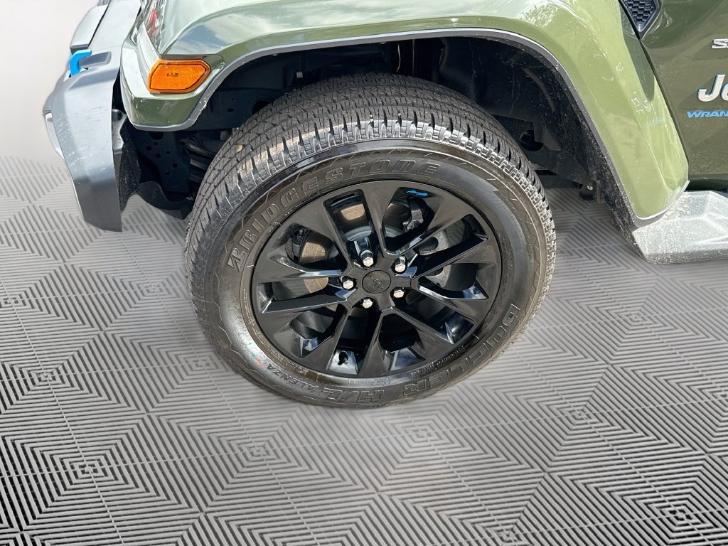 Certified 2023 Jeep Wrangler Unlimited Sahara AWD/4WD image 34