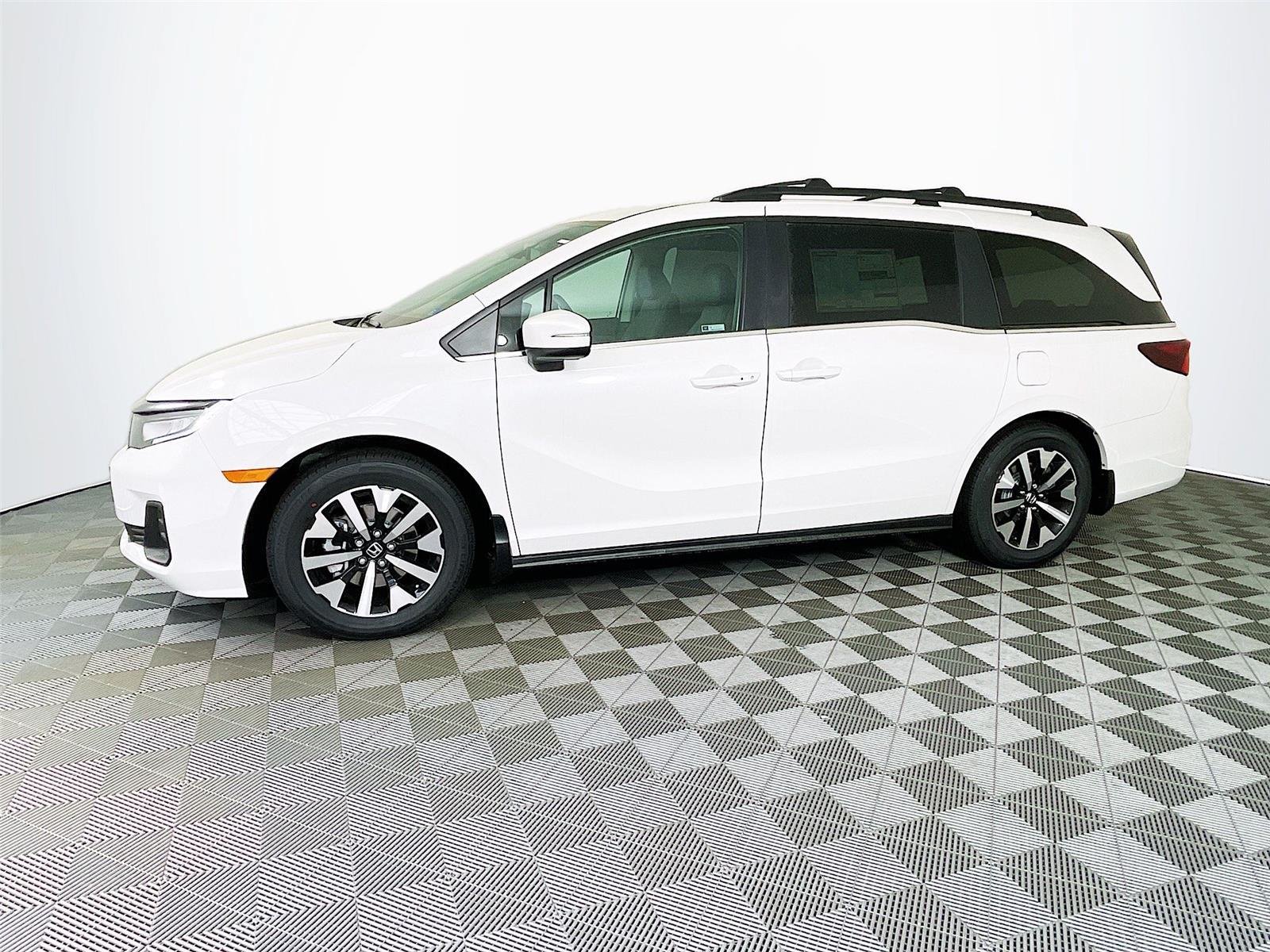 New 2026 Honda Odyssey EX-L image 3