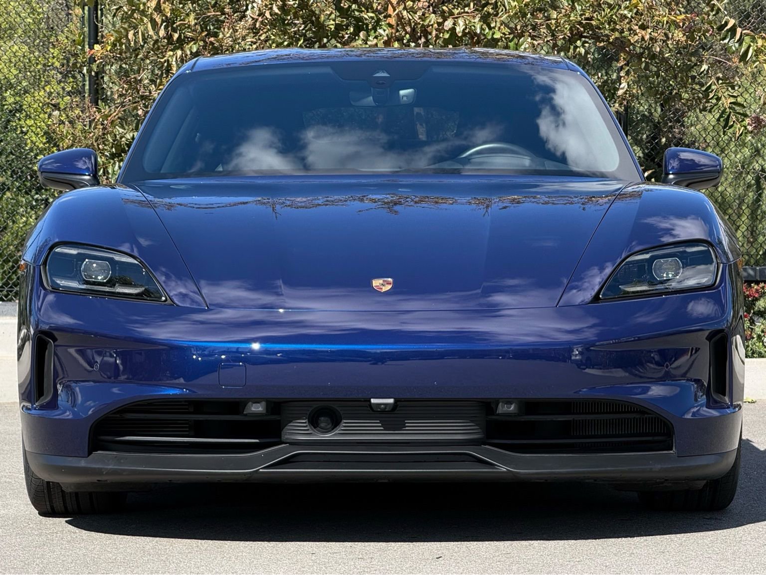 Certified 2025 Porsche Taycan image 10