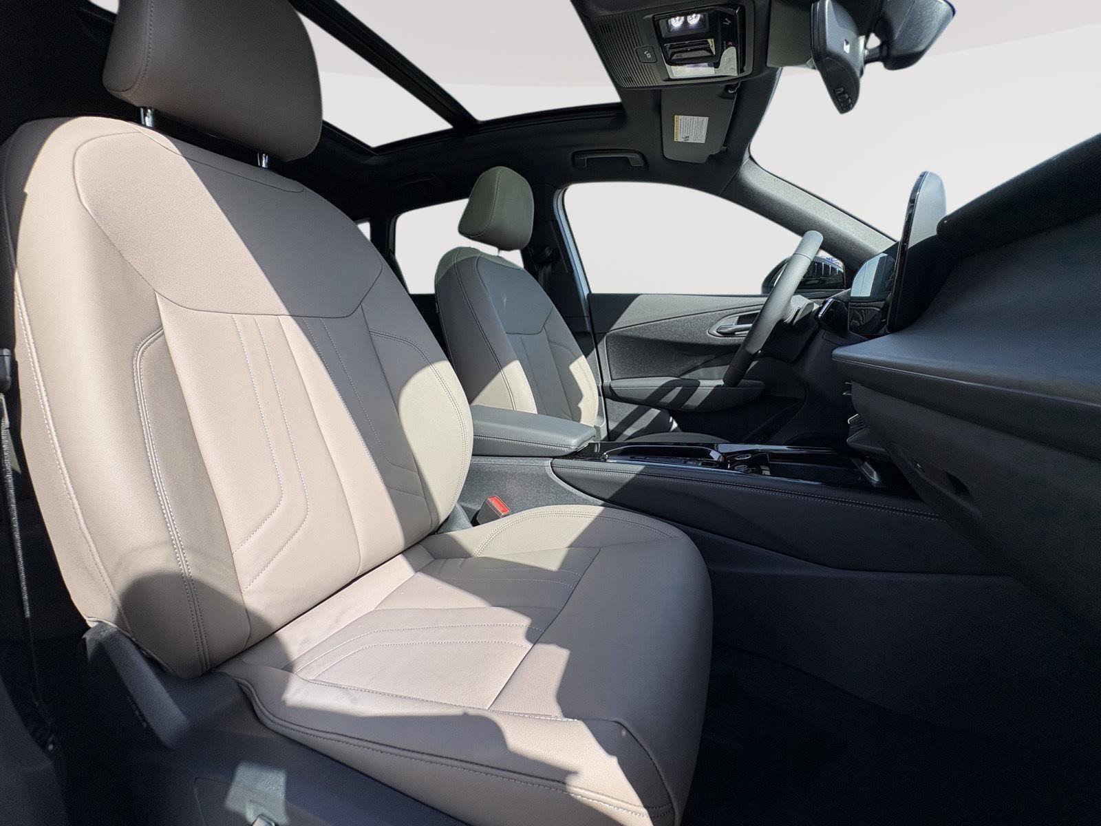 New 2026 Audi Q3 quattro 2.0T AWD/4WD image 25