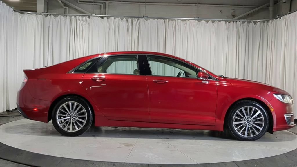 Used 2017 Lincoln MKZ Premiere FWD image 11