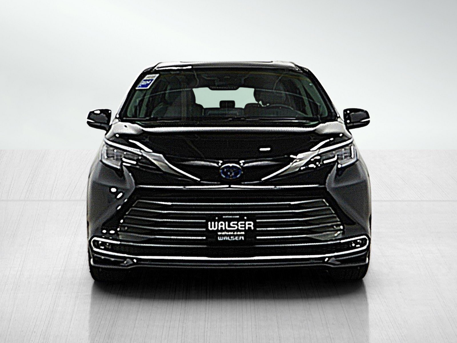 Used 2021 Toyota Sienna Limited image 8