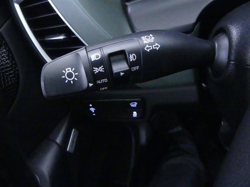 Used 2024 Kia Seltos SX w/ SX Sunroof Package AWD/4WD image 18
