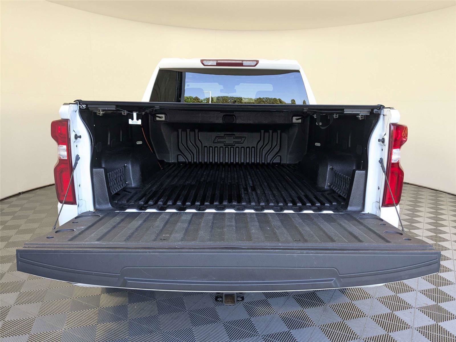 Used 2022 Chevrolet Silverado 1500 RST AWD/4WD image 7