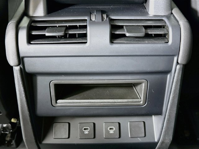 Certified 2024 Land Rover Defender 110 S AWD/4WD image 27