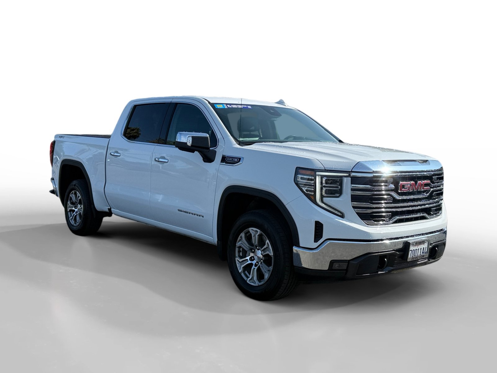 Used 2025 GMC Sierra 1500 SLT AWD/4WD image 7
