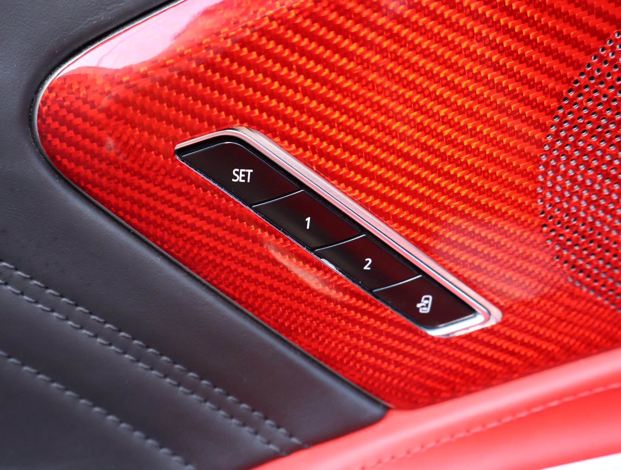 Used 2023 Chevrolet Corvette Z06 RWD image 9