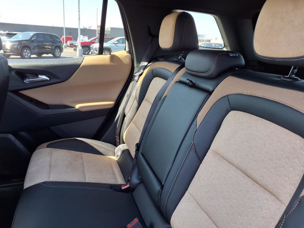 New 2026 Chevrolet Equinox ACTIV w/ Safety and Technology Package image 14