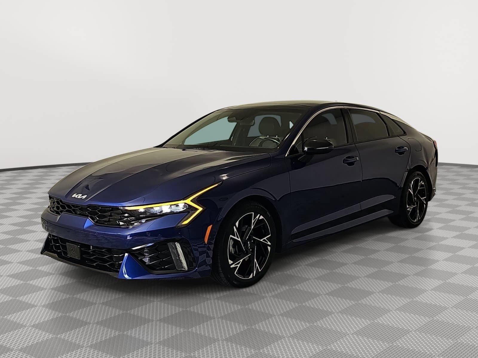 Used 2025 Kia K5 GT-Line w/ GT-Line Premium Package FWD image 4