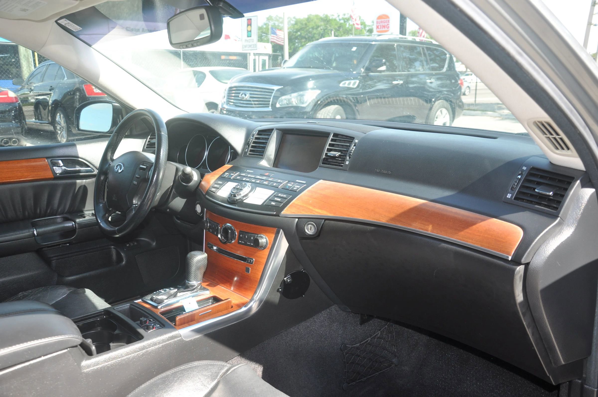 Used 2007 INFINITI M35 w/ Technology Pkg RWD image 19