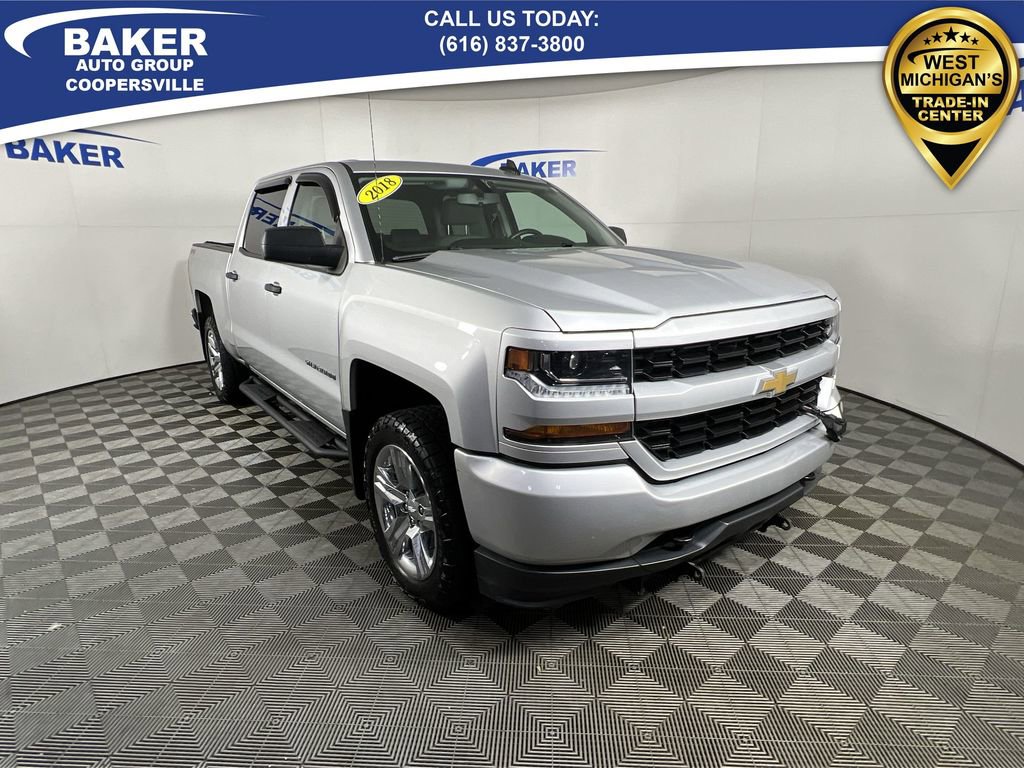 Used 2018 Chevrolet Silverado 1500 Custom w/ Custom Value Package image 2