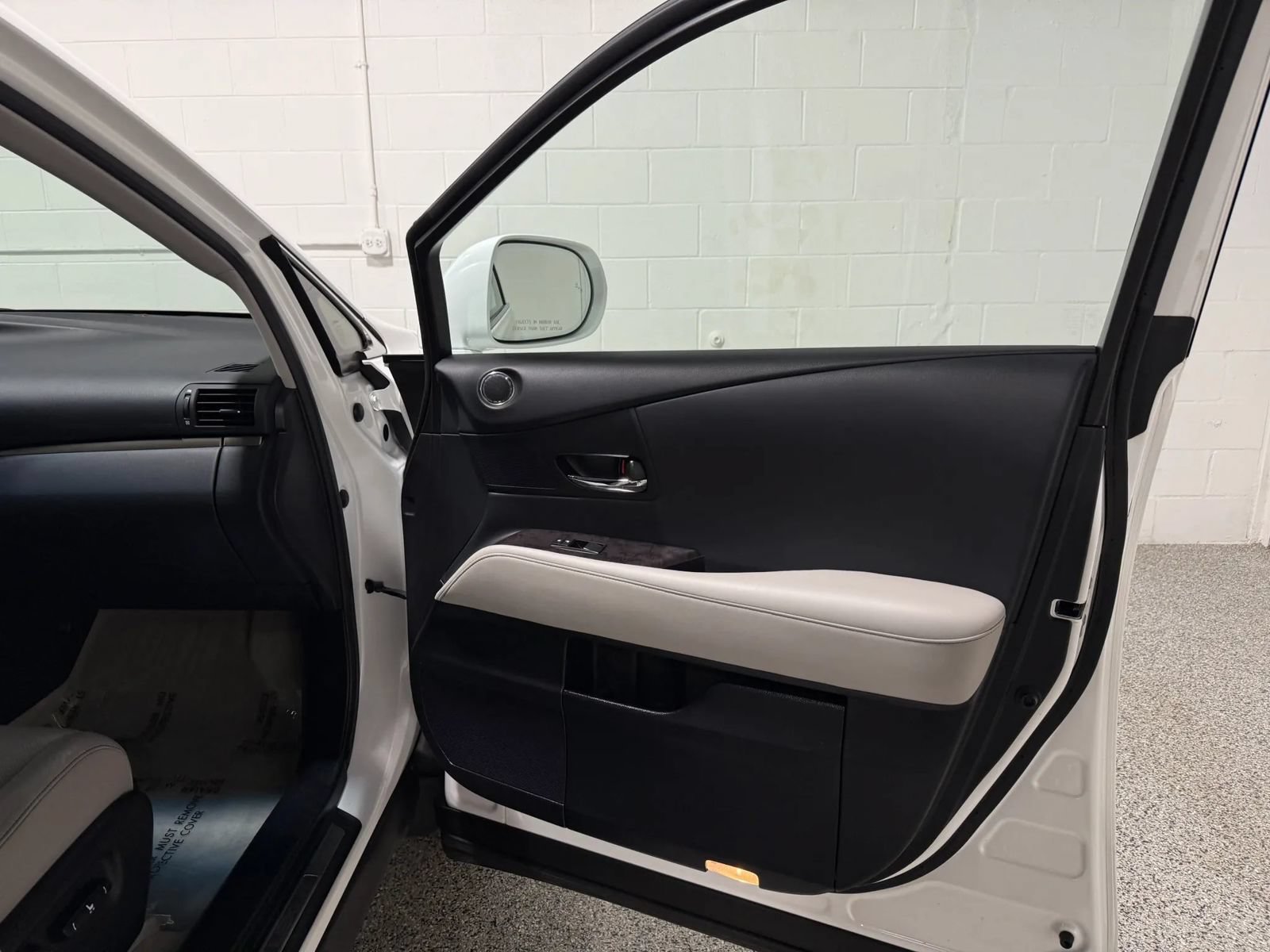 Used 2013 Lexus RX 450h AWD w/ Navigation Pkg image 59