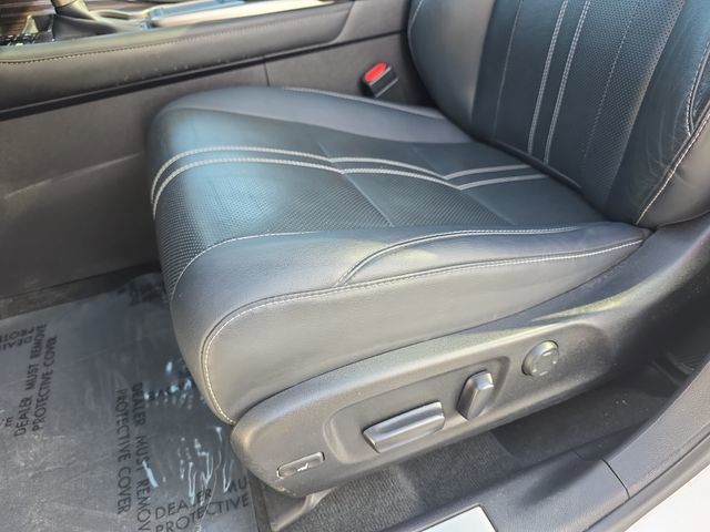 Used 2020 Lexus RX 450h AWD w/ Luxury Package image 29