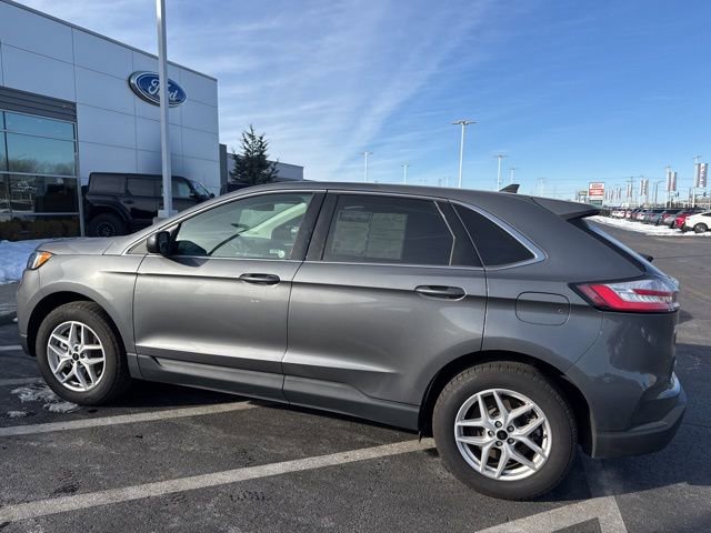 Used 2024 Ford Edge SEL image 8