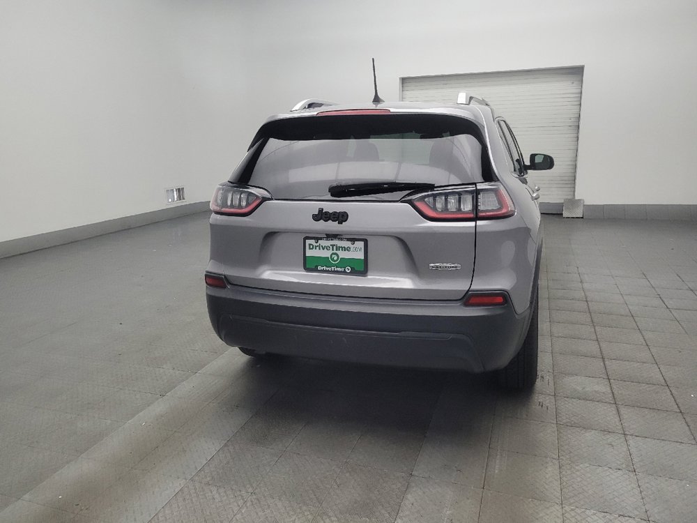 Used 2019 Jeep Cherokee Latitude w/ Popular Appearance Group FWD image 7