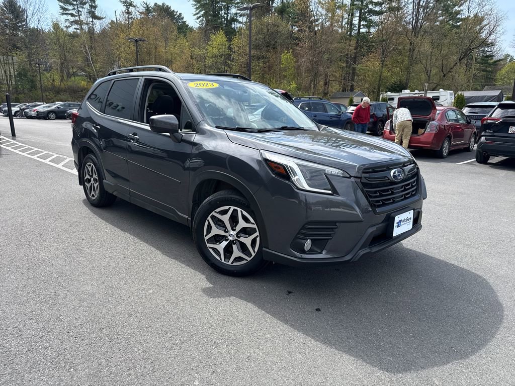 Used 2023 Subaru Forester Premium AWD/4WD image 7