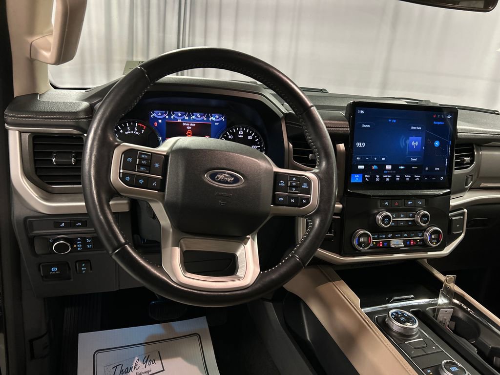 Used 2024 Ford Expedition Max XLT image 15