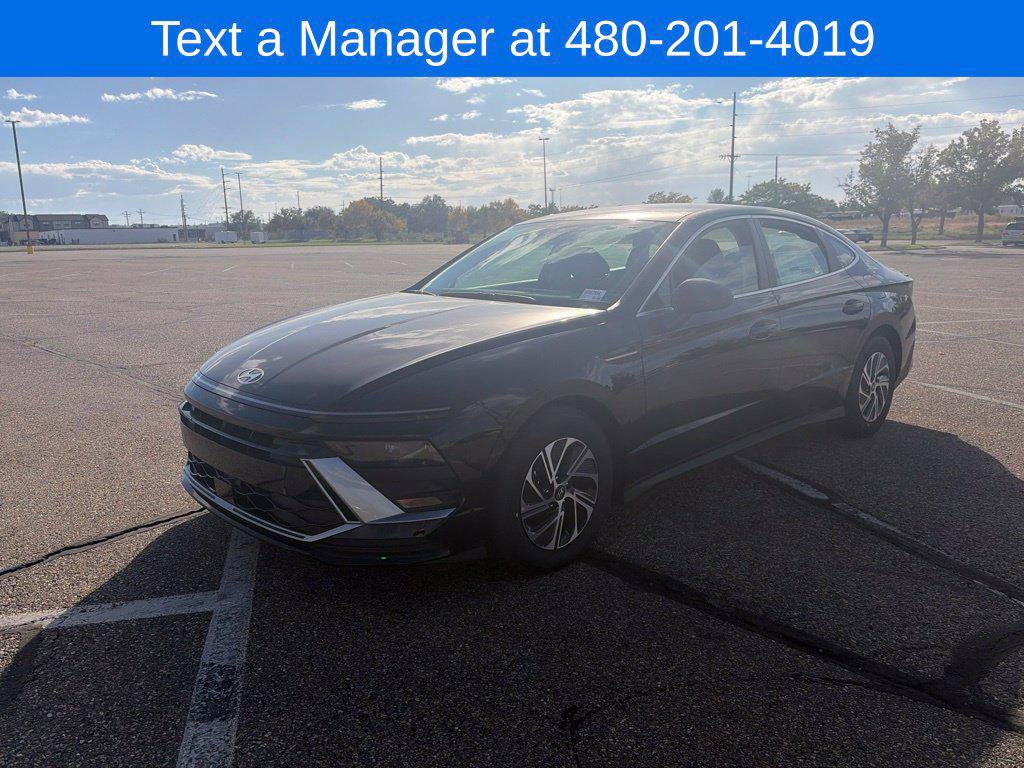 New 2027 Hyundai Sonata Blue FWD image 1