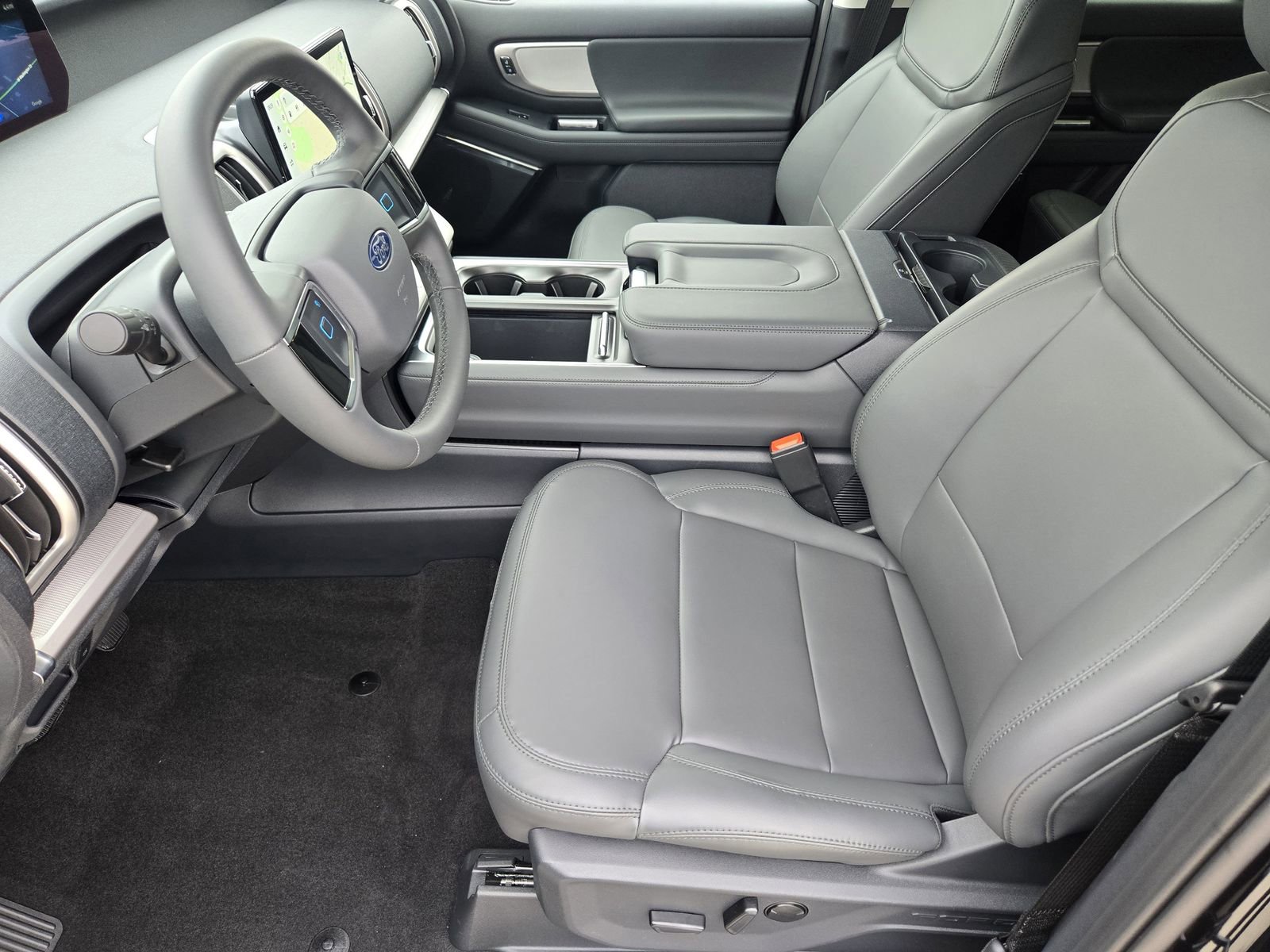 New 2026 Ford Expedition Active RWD image 14