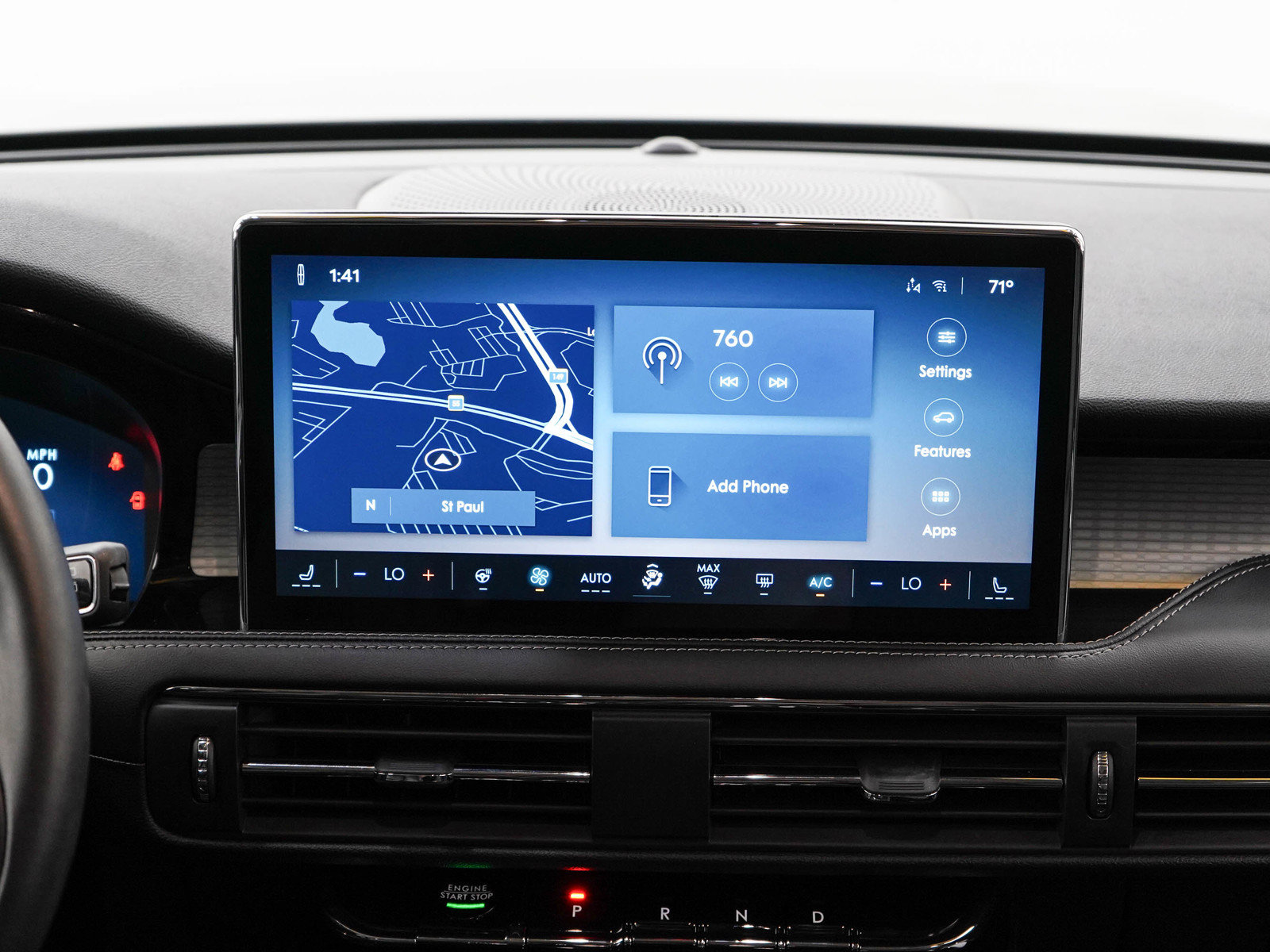 Used 2025 Lincoln Corsair AWD w/ Equipment Group 101A image 15