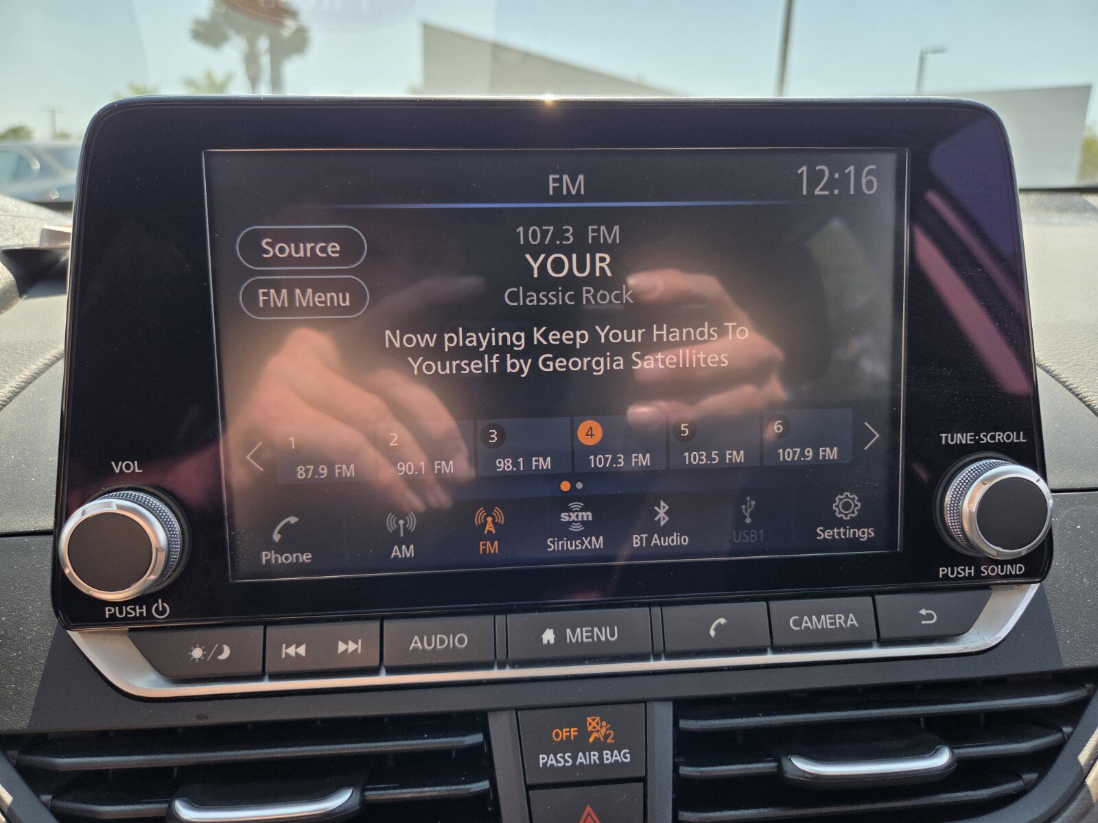 Used 2024 Nissan Altima 2.5 SV image 22