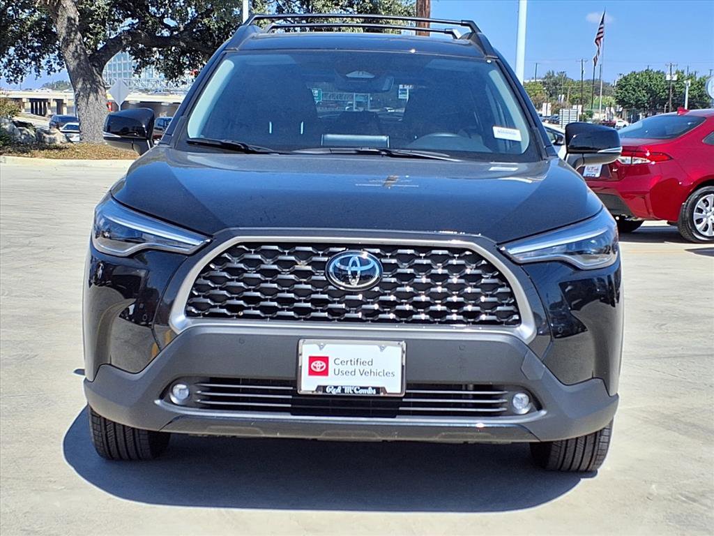 Certified 2025 Toyota Corolla Cross XLE image 2
