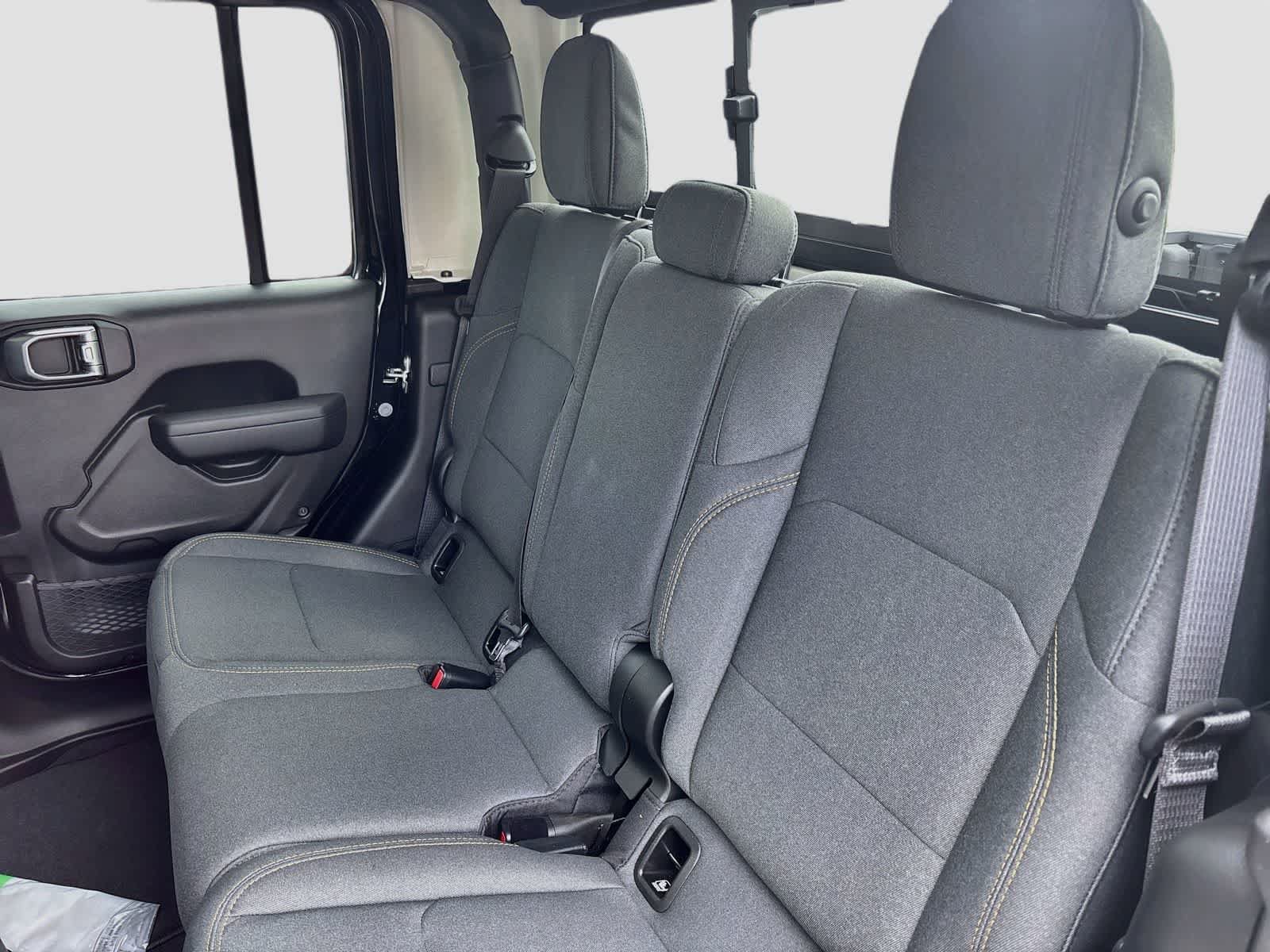 New 2026 Jeep Gladiator Sport AWD/4WD image 24
