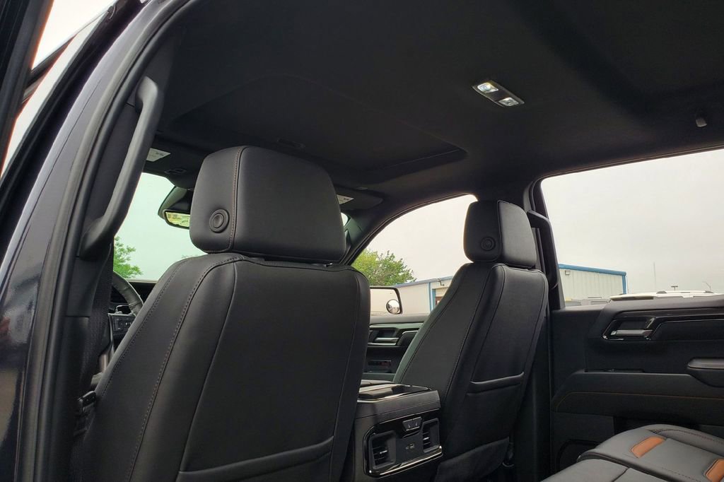 Used 2025 GMC Sierra 1500 AT4 w/ AT4 Premium Package AWD/4WD image 27