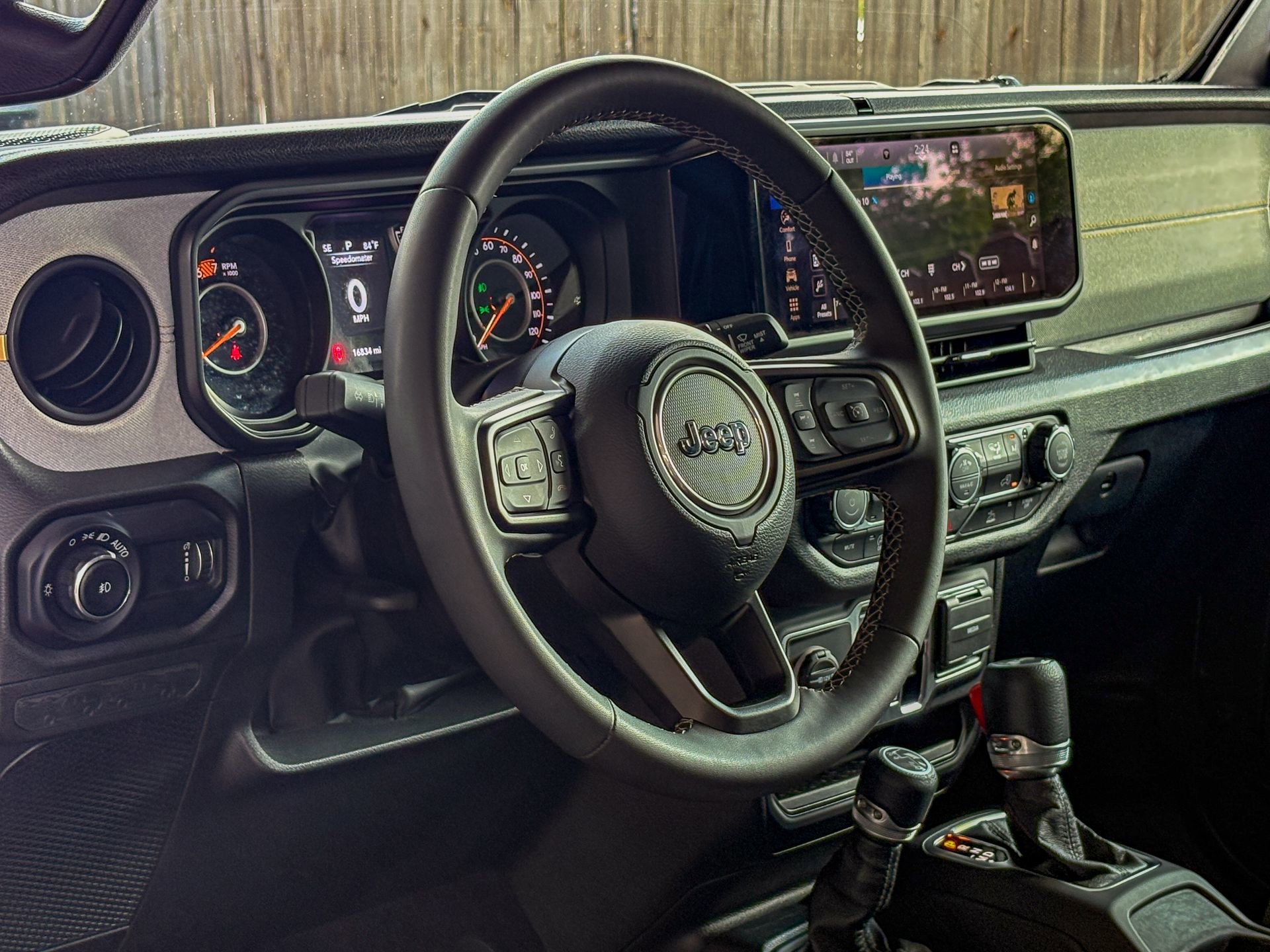 Used 2025 Jeep Wrangler Unlimited Sport AWD/4WD image 21