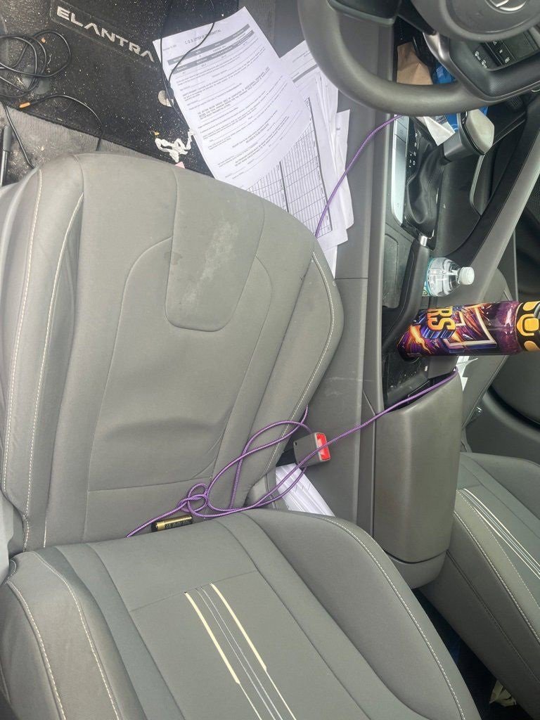 Used 2024 Hyundai Elantra SEL image 3