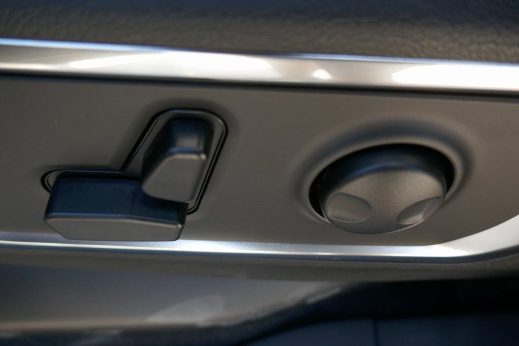 New 2026 RAM 1500 Laramie w/ Night Edition image 15