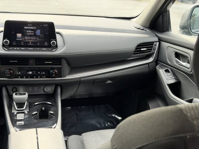 Used 2026 Nissan Rogue SV FWD image 34