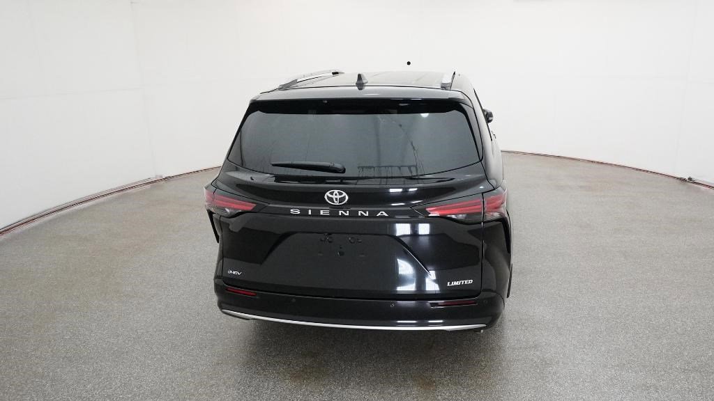 New 2026 Toyota Sienna Limited image 17
